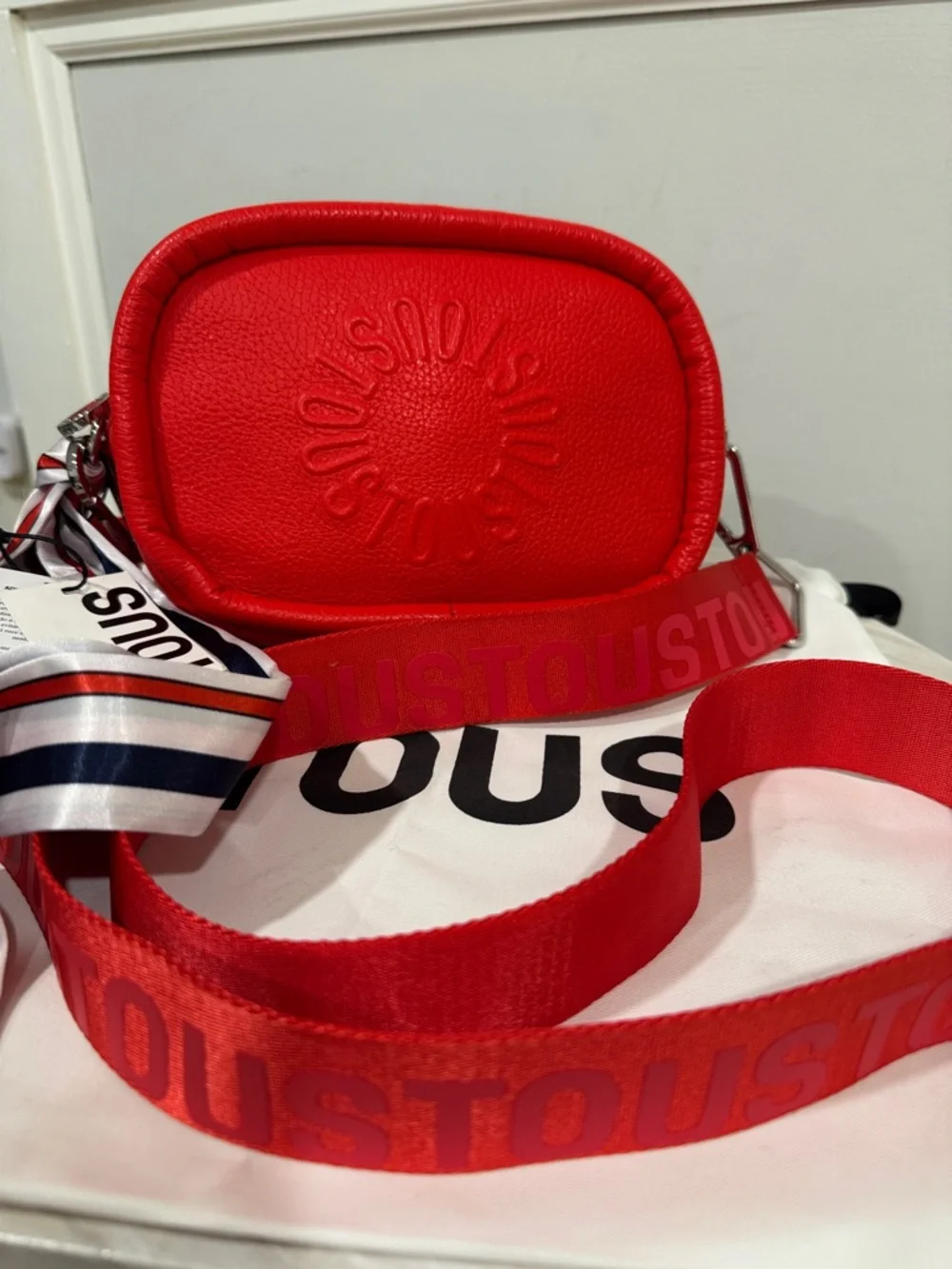 Tous Miranda Reporter Red Leather Crossbody Bag with Wide Logo Strap - Picture 3 of 17